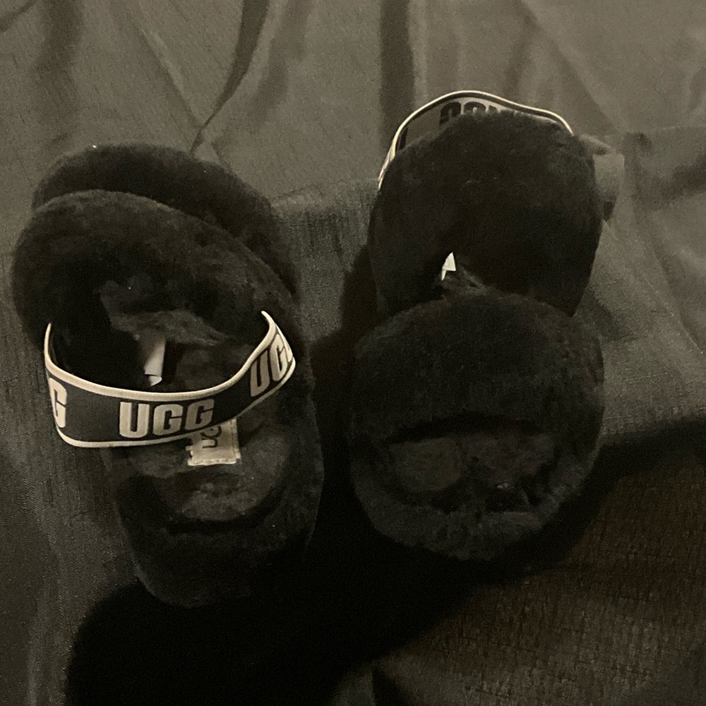 UGG Black Fluffy Sandals with Branded Strap